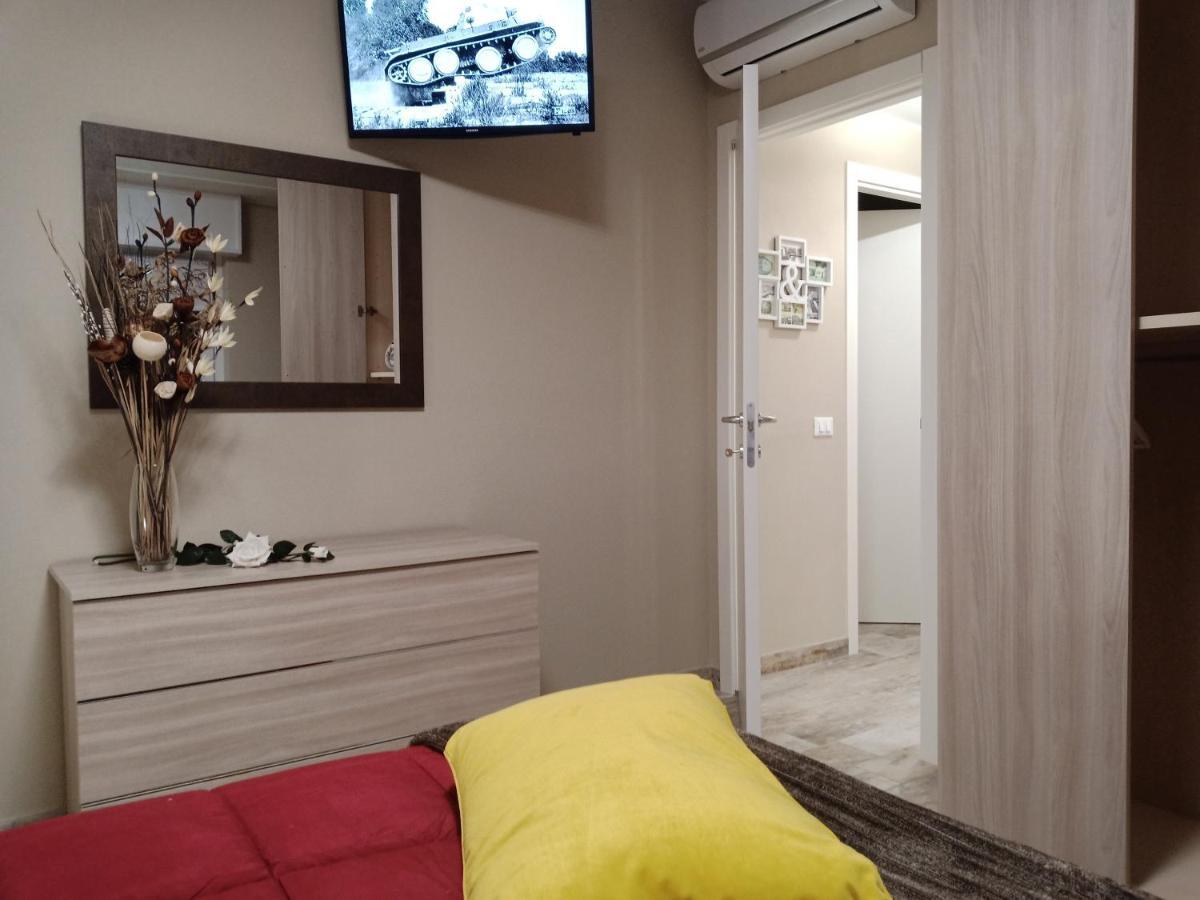 Appartamento "Il Vicolo" بسكييرا ديل غاردا المظهر الخارجي الصورة